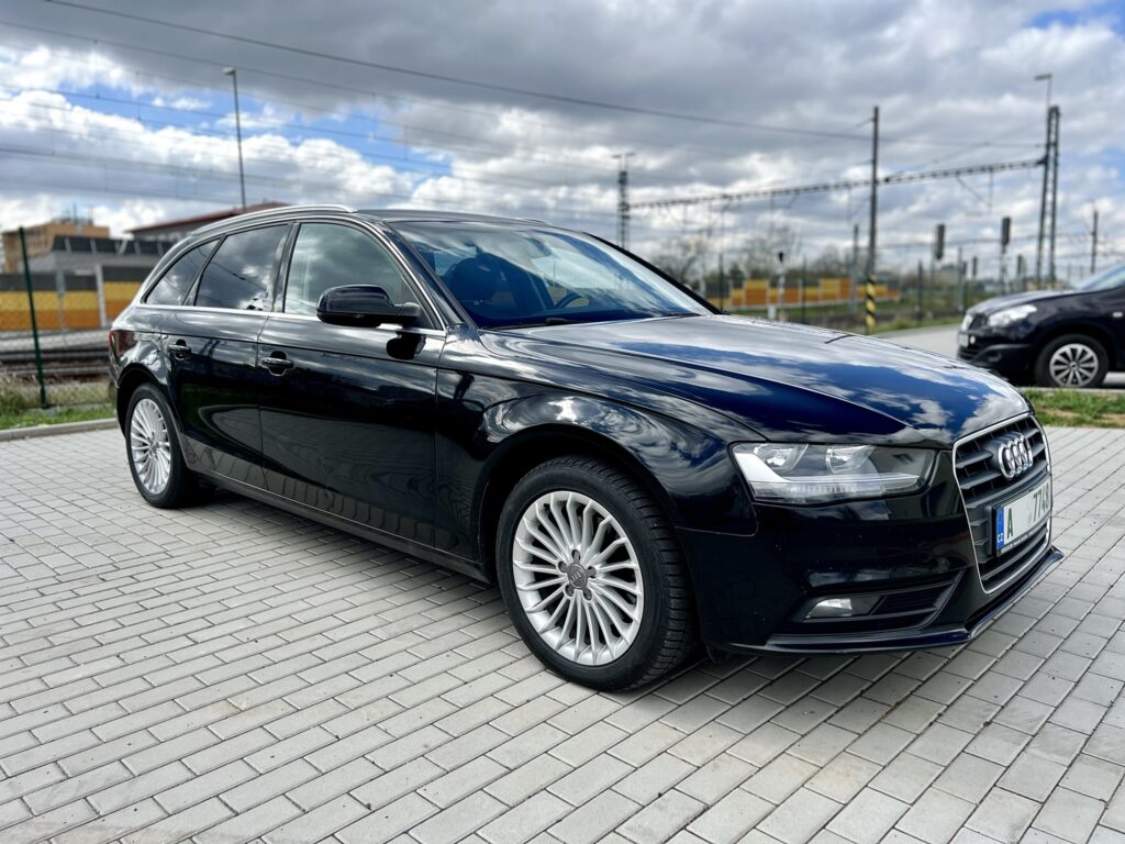 Audi A4 B8 2.0 TDI 130kw - tažné zařízení, automat